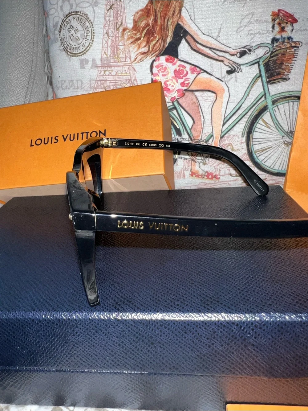 Louis Vuitton by oversized frames